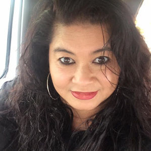 Meet your Posher, Debra